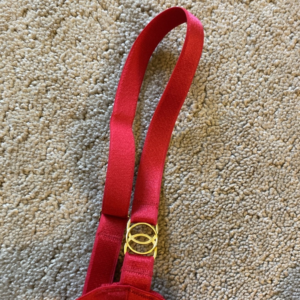 VICTORIA'S SECRET VERY SEXY LUXE UNLINED STRAPPY RED CAGE BANDED BRA 34B - Picture 5 of 15